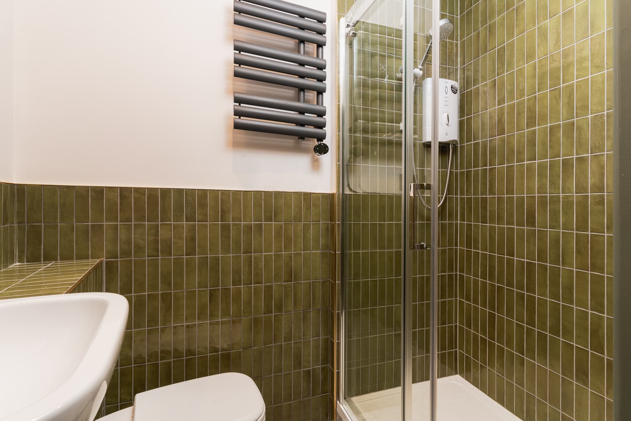 092301-155StMichaelsHill-YourApartment-23-1