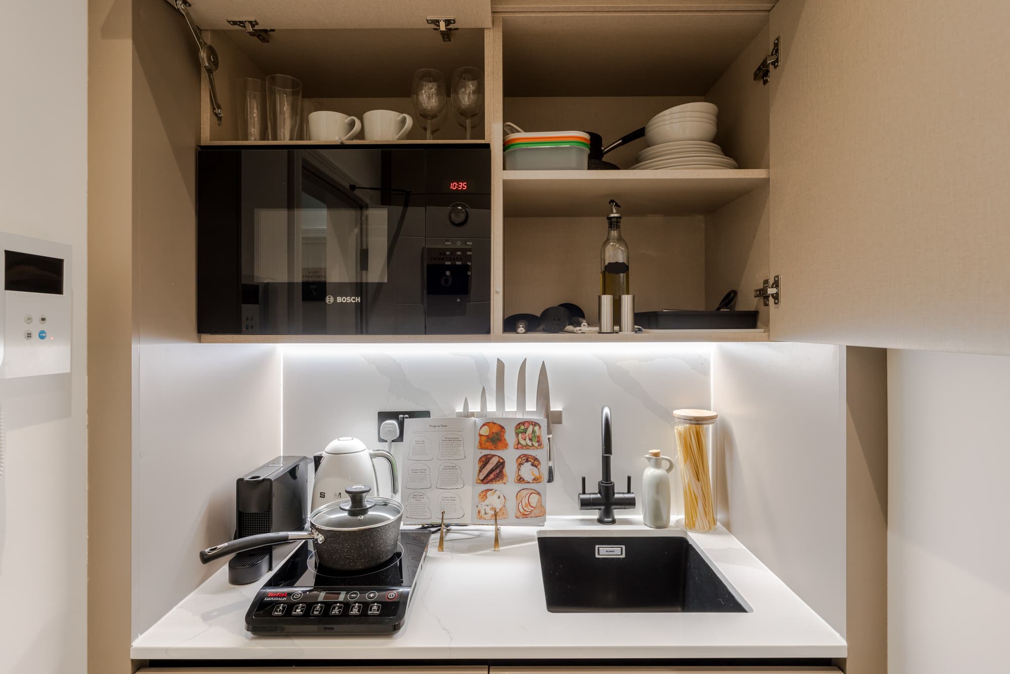 2-Kensington-Serviced-Apartments-Apartment-11