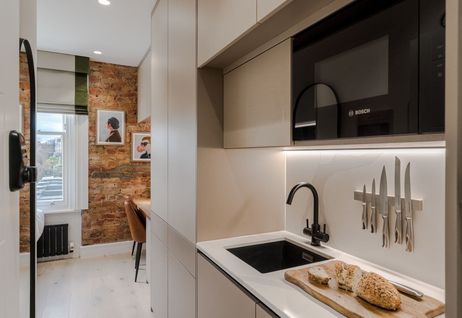 4-Kensington-Serviced-Apartments-Apartment-15