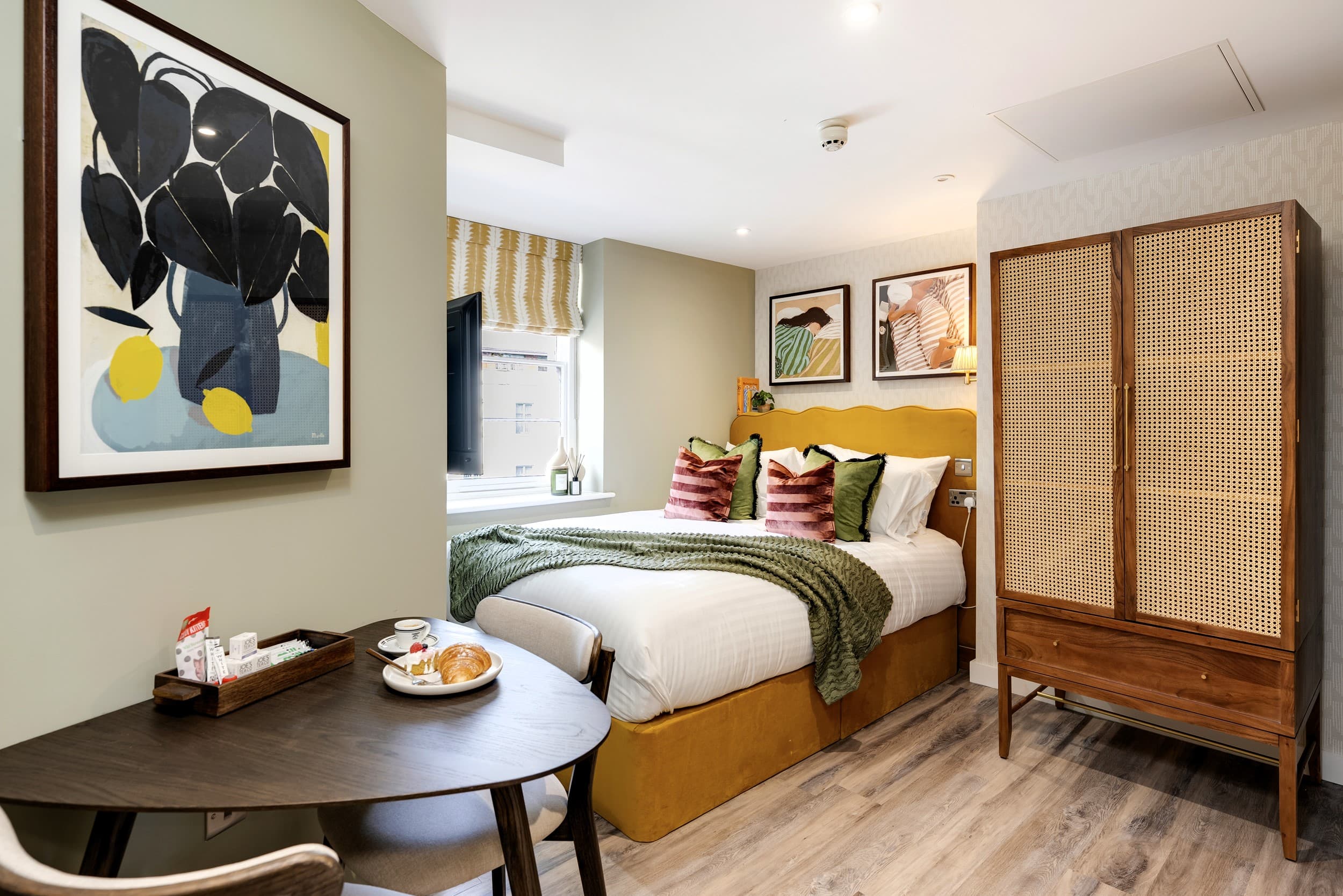 Bed-at-Your-Apartment-Colston-Street-1-bedroom