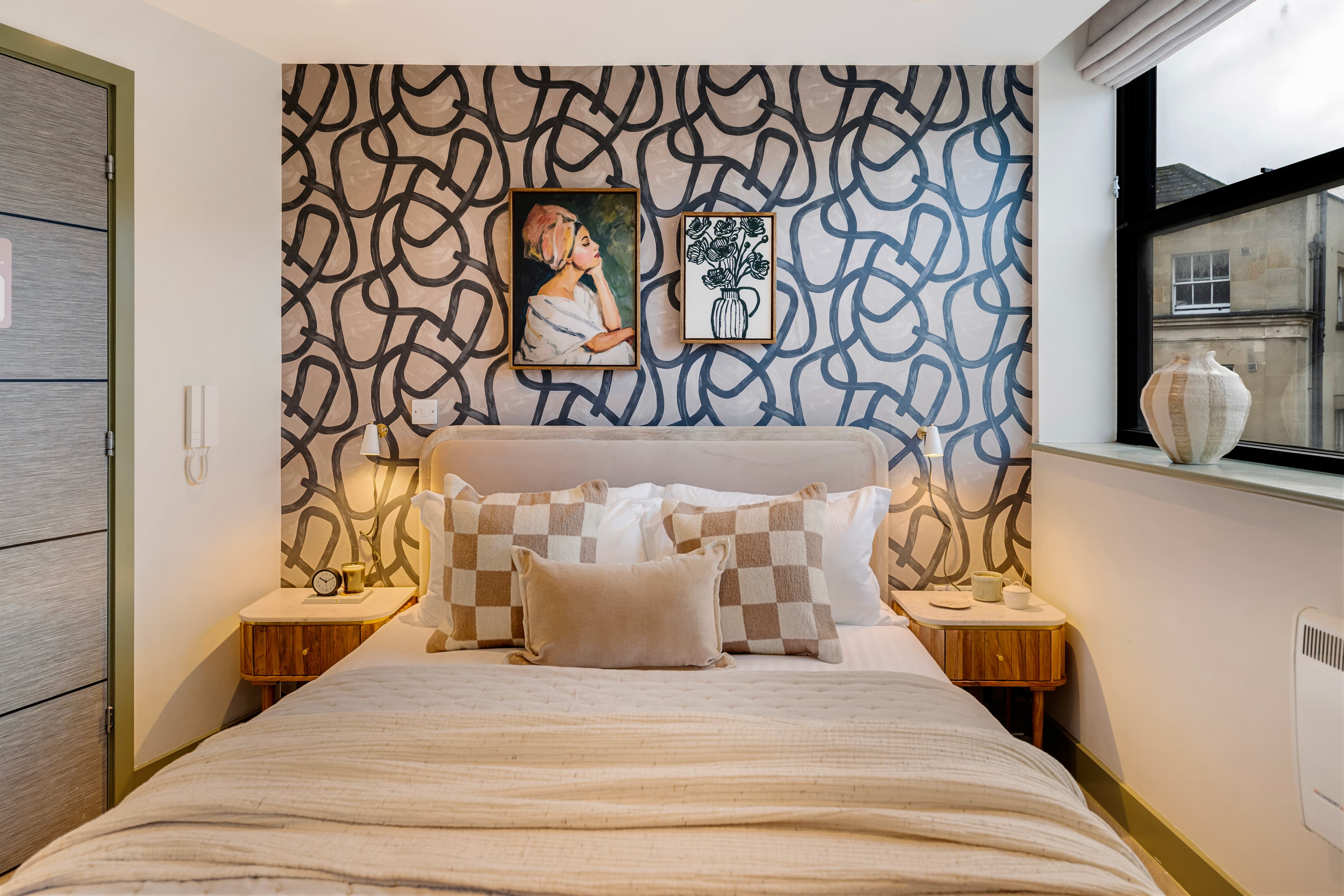 Clifton Village King Studio