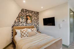 Clifton Village Serviced Apartments_50