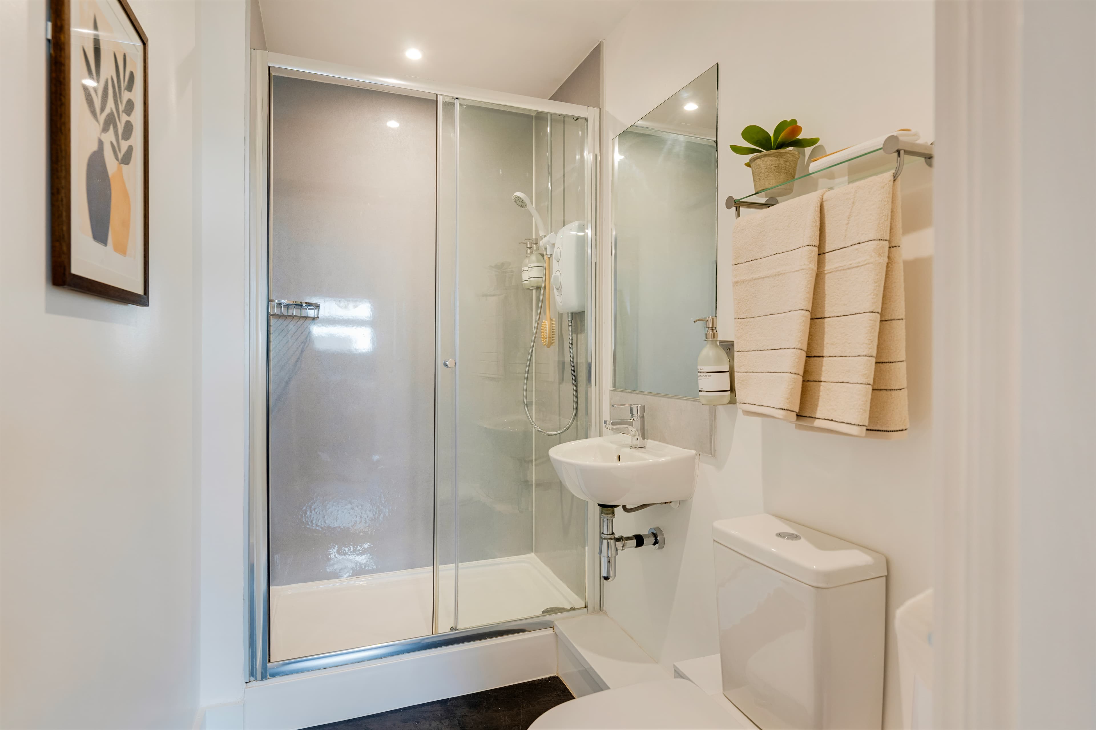 Clifton_Village_Bathroom