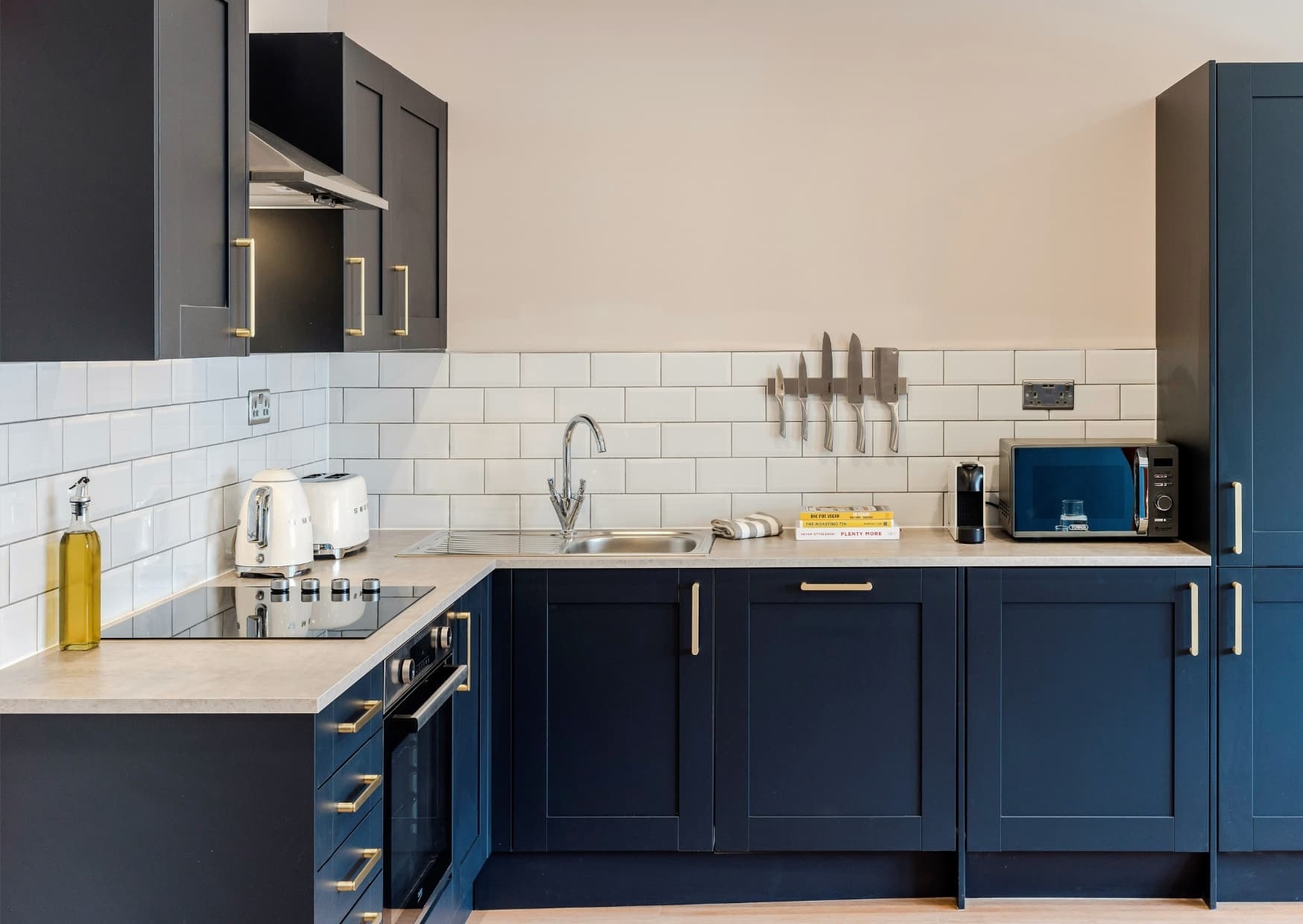 Fully Serviced Apartments in Shepherd's Bush