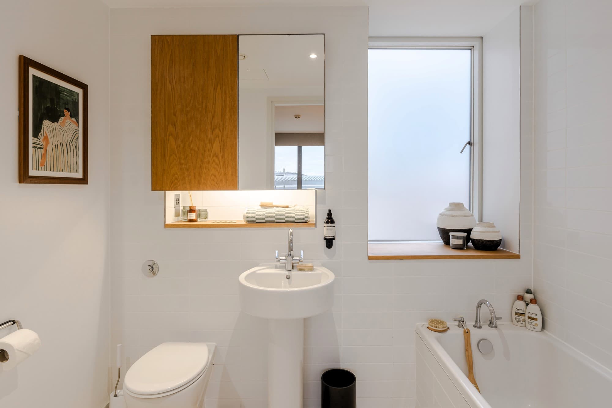 Kings-Cross-Serviced-Apartments-Penthouse-With-Balcony-10