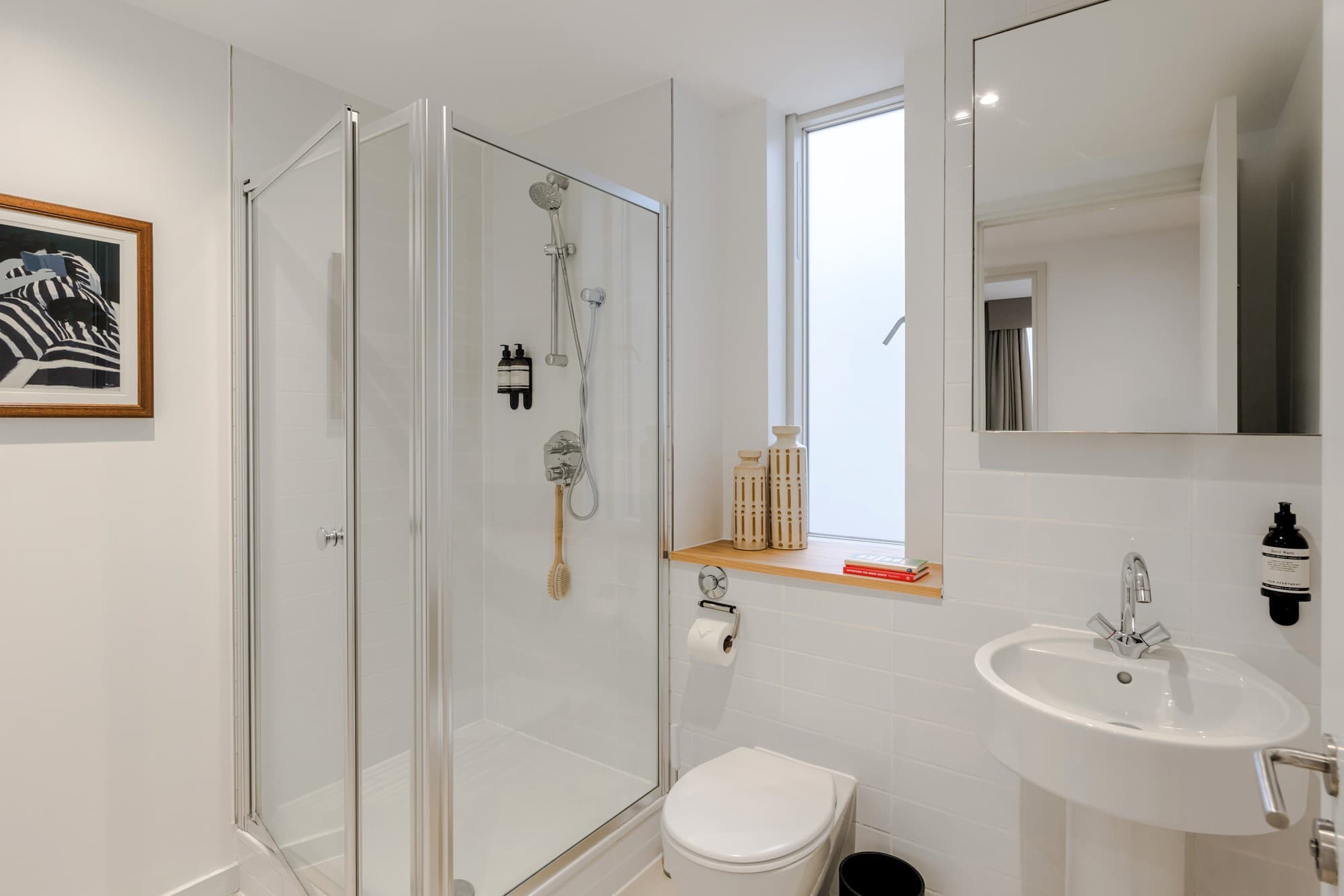 Kings-Cross-Serviced-Apartments-Penthouse-With-Balcony-13