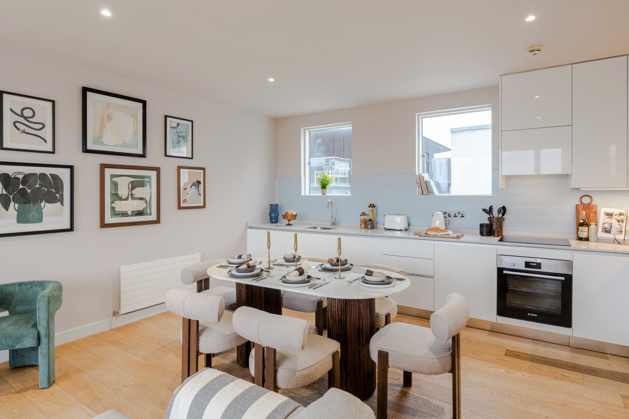 Kings-Cross-Serviced-Apartments-Penthouse-With-Balcony-3