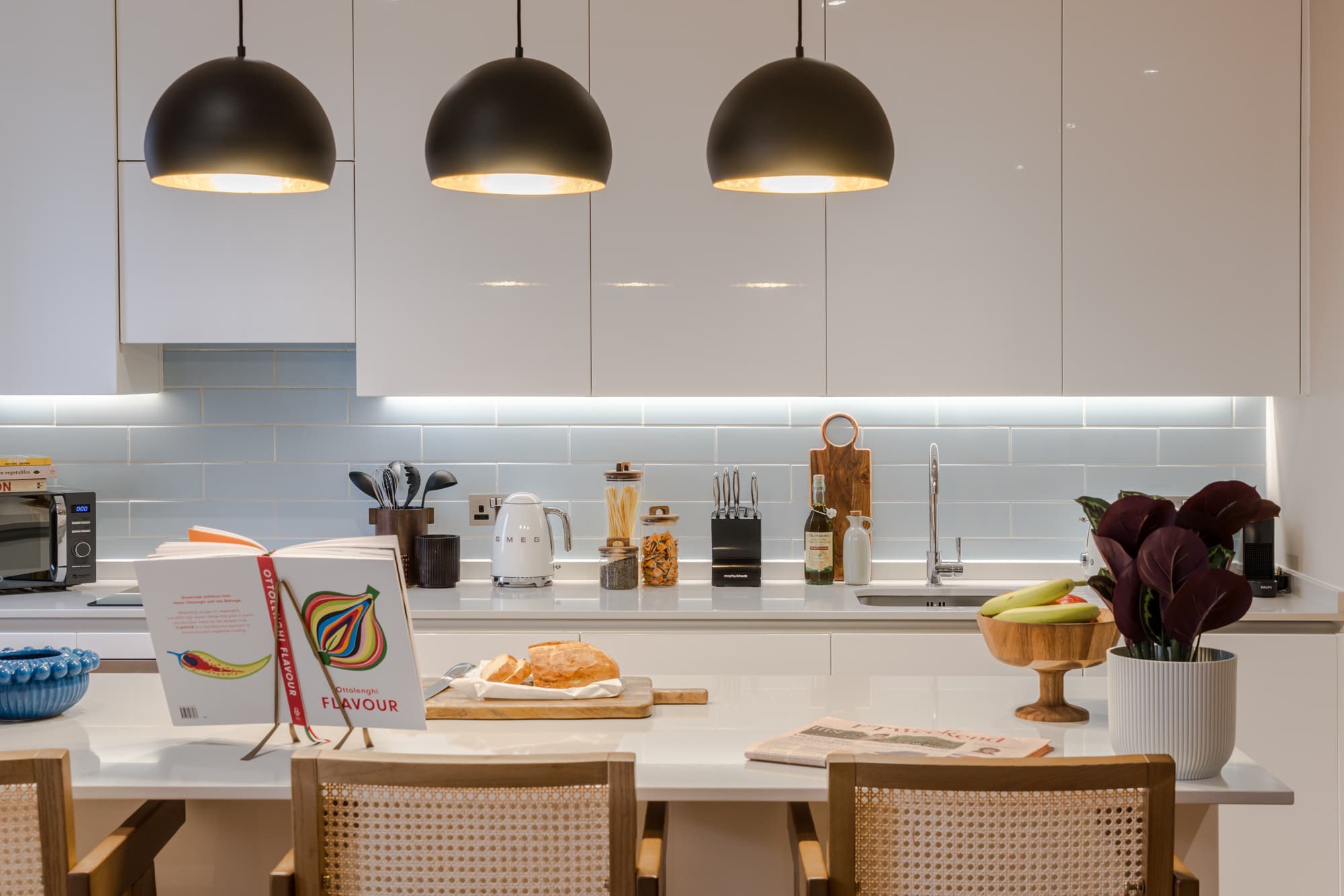 Kings-Cross-Serviced-Apartments-Two-Bed-With-Balcony-4