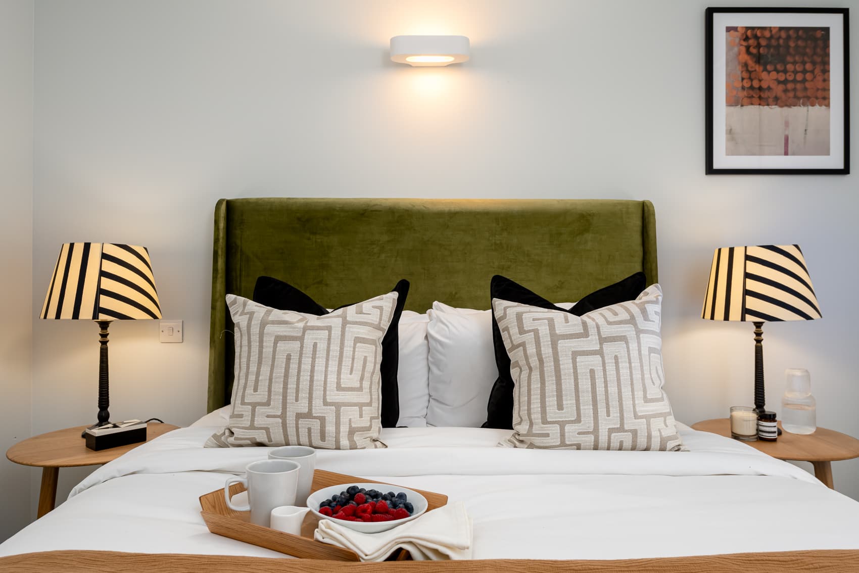 Liverpool-Street-Executive-1-Bedroom-Apartment-with-Balcony-4