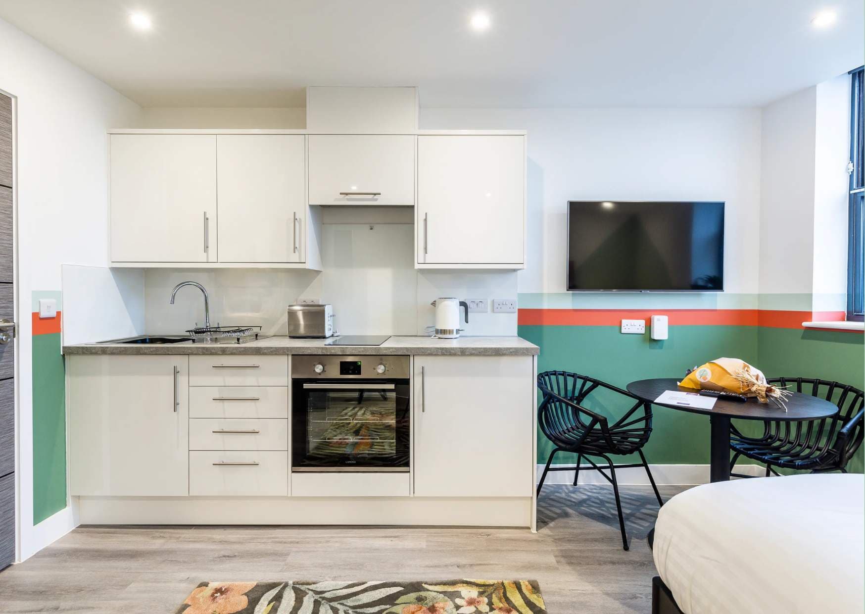 Serviced Apartment Kitchen Near Clifton Village