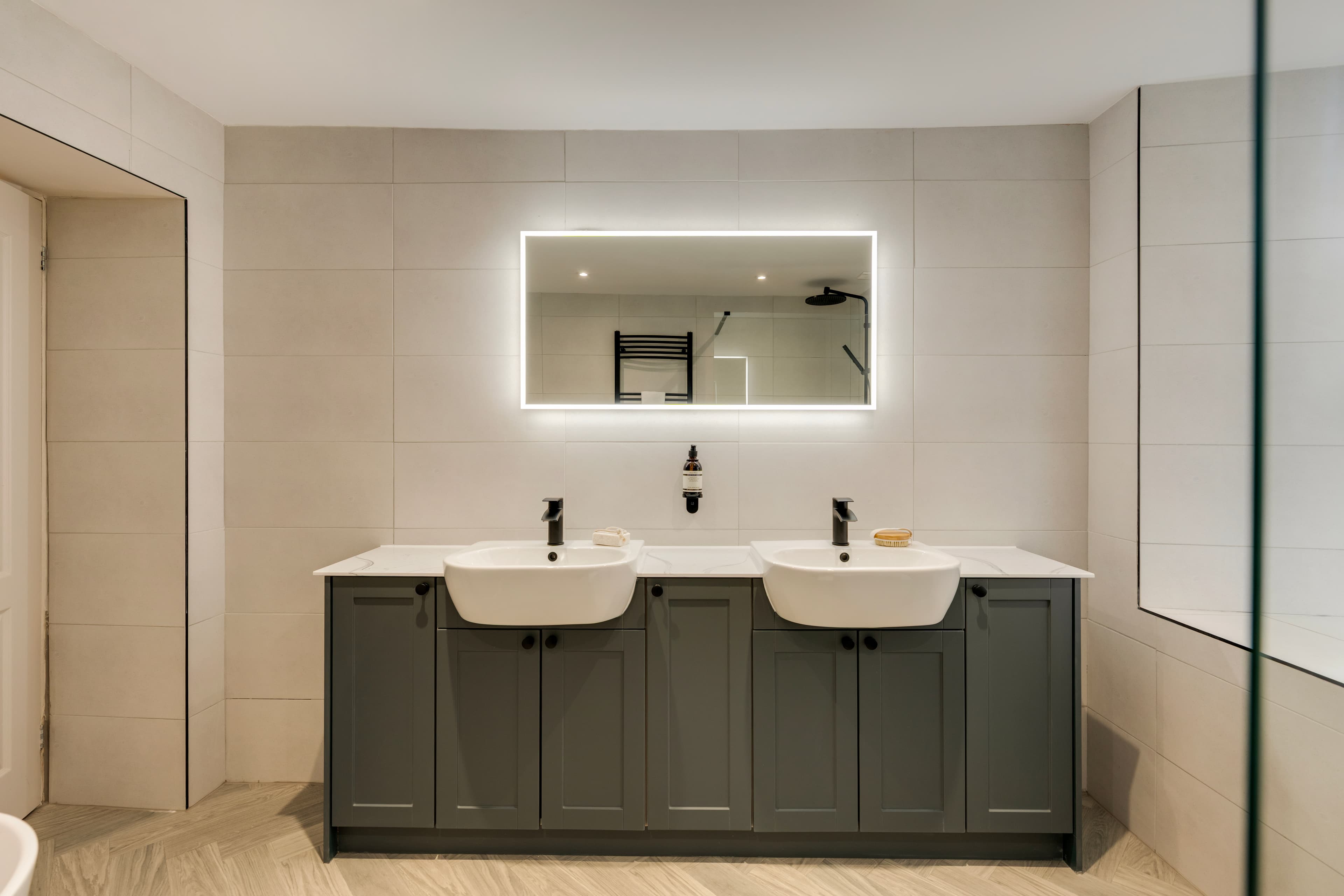 Serviced Apartments Meridian Place114