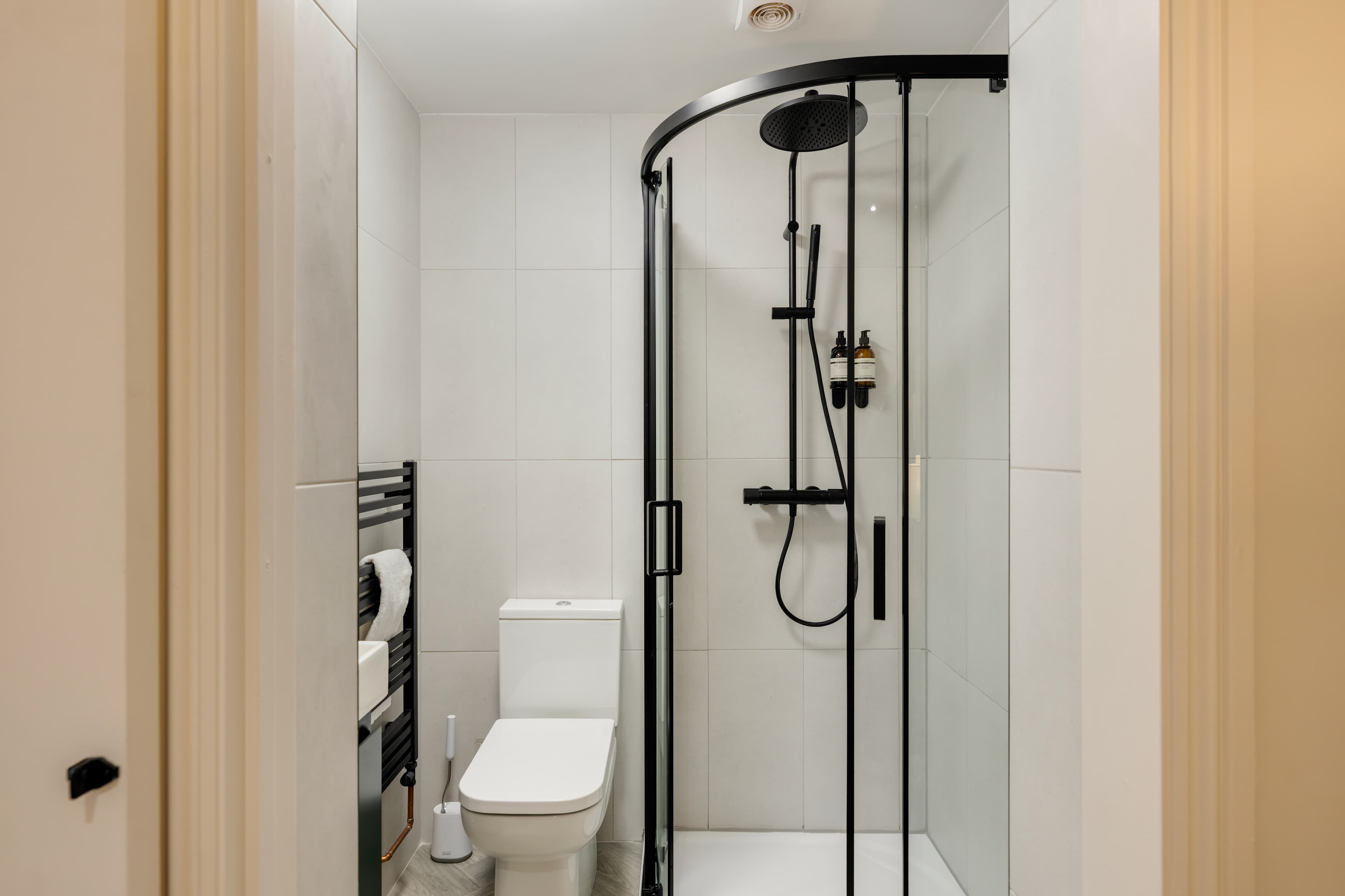 Serviced Apartments Meridian Place148