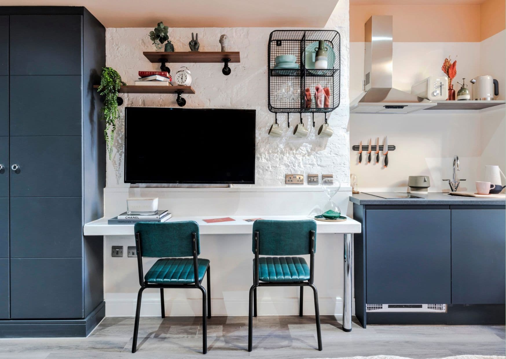 Serviced Apartments in Brixton with working space