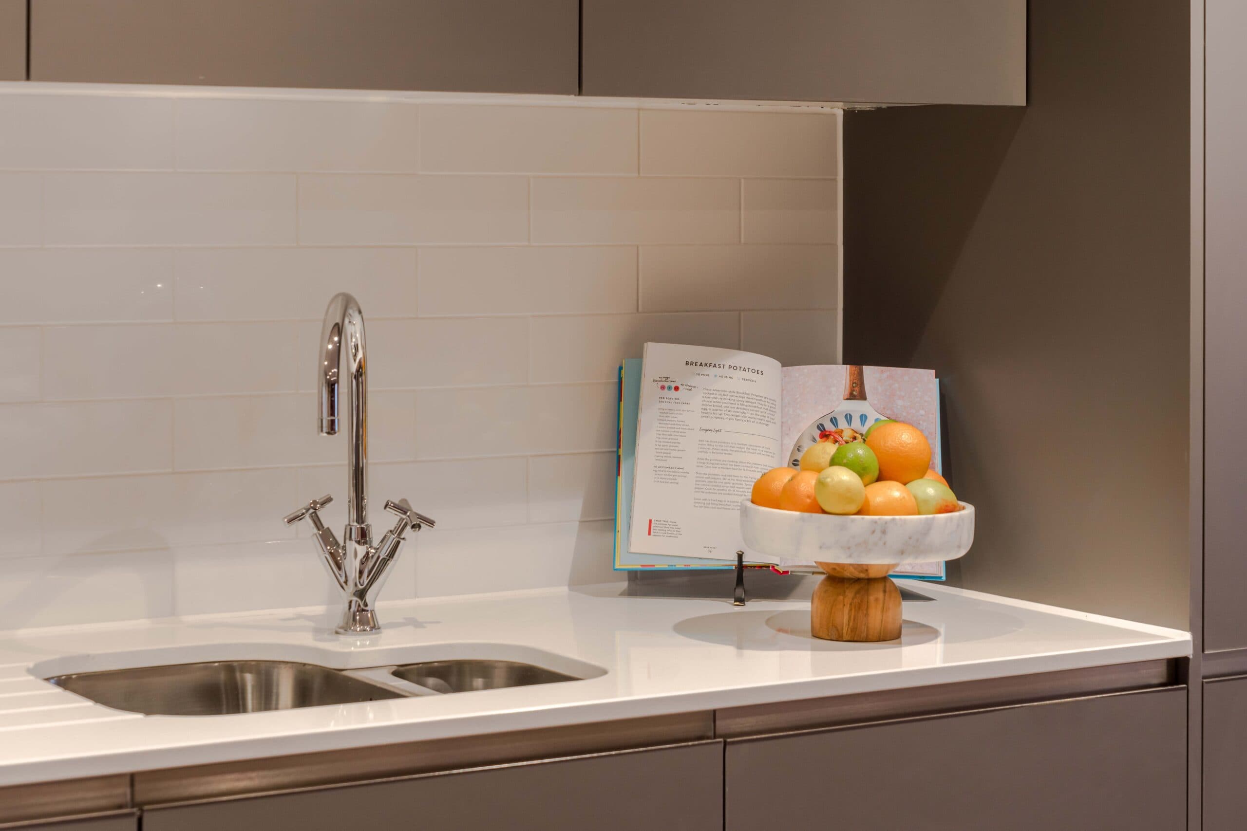 Serviced-Apartments-Wapping-Wharf-11-3-scaled