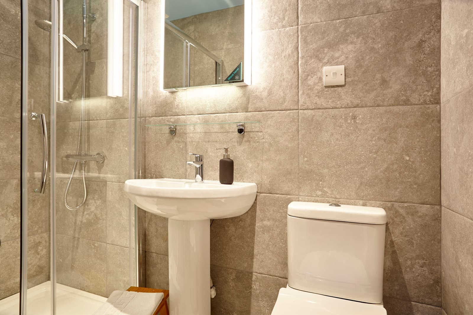 Southville-Studio-Acramans-Rd-sm-9