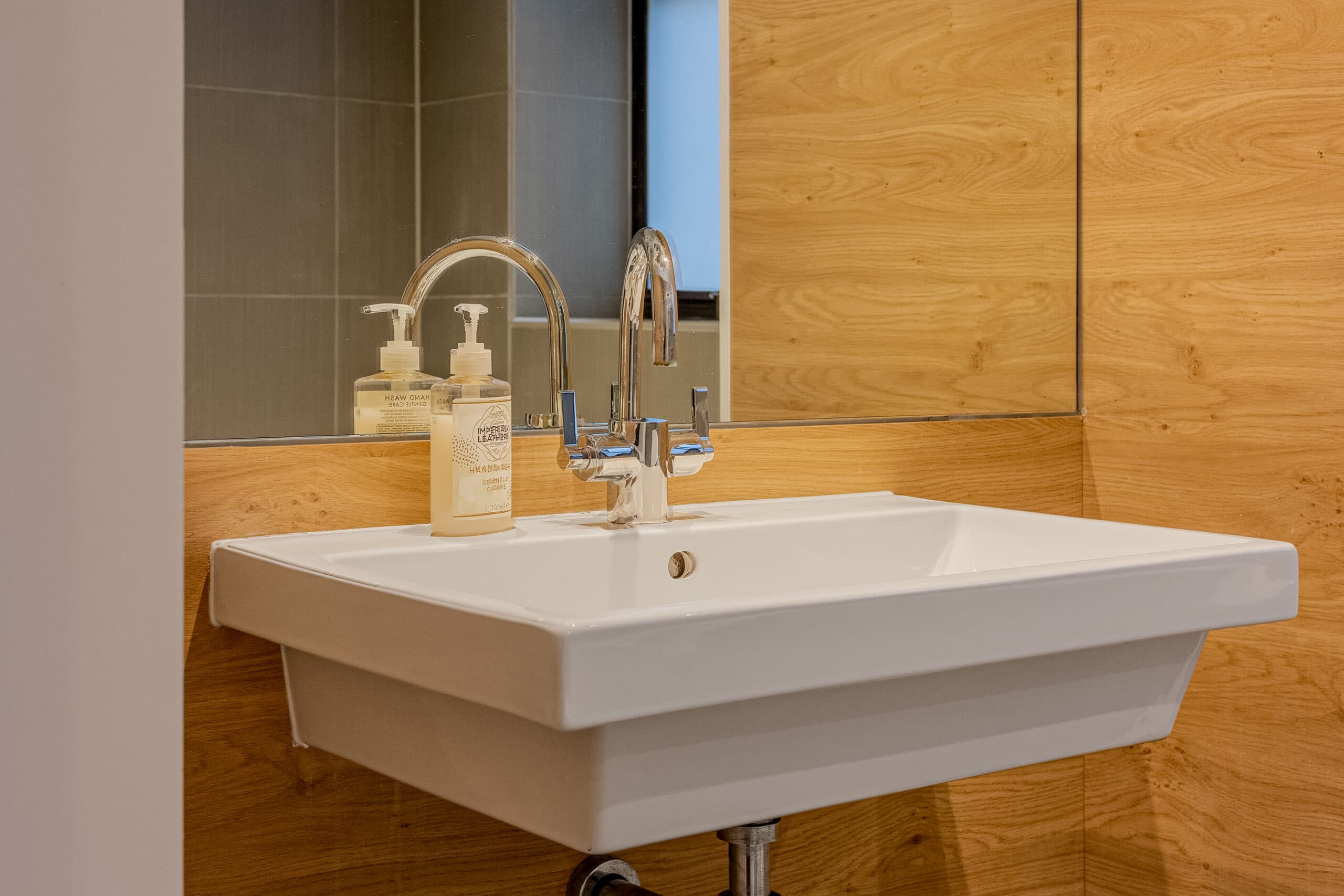 St-Pauls-Serviced-Apartments-1B-1-scaled