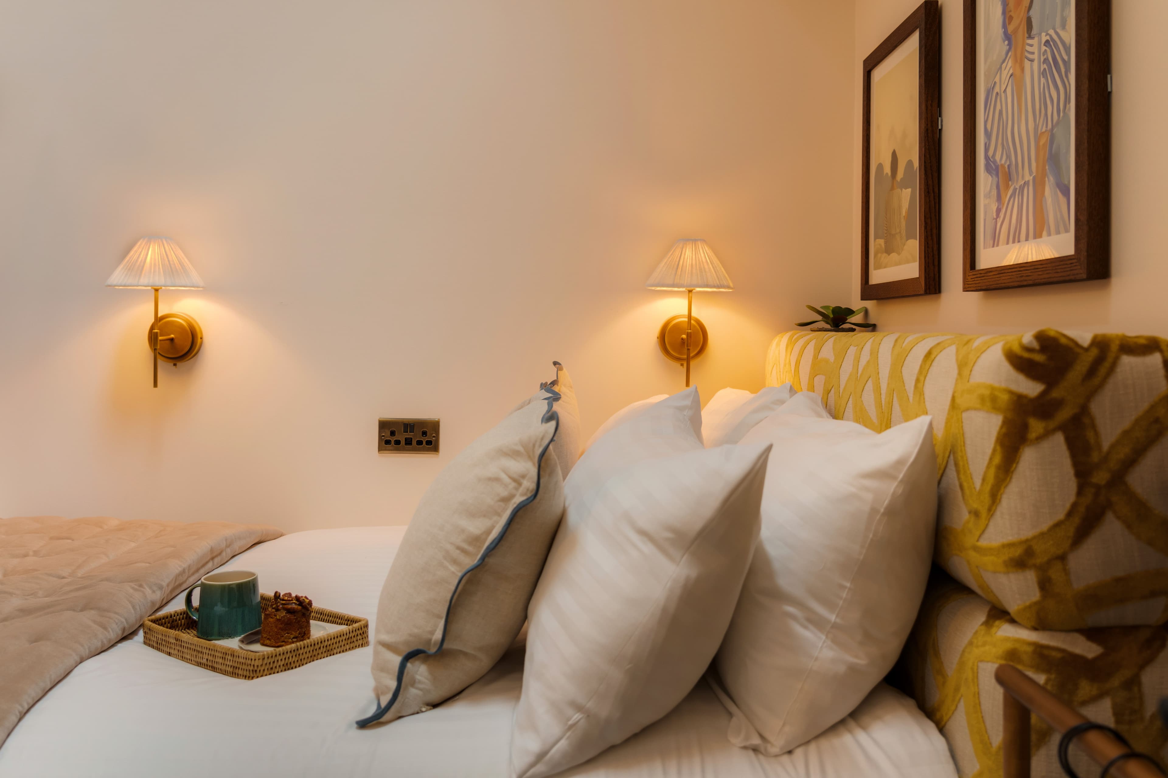 Tower Bridge Road Apartment Room3