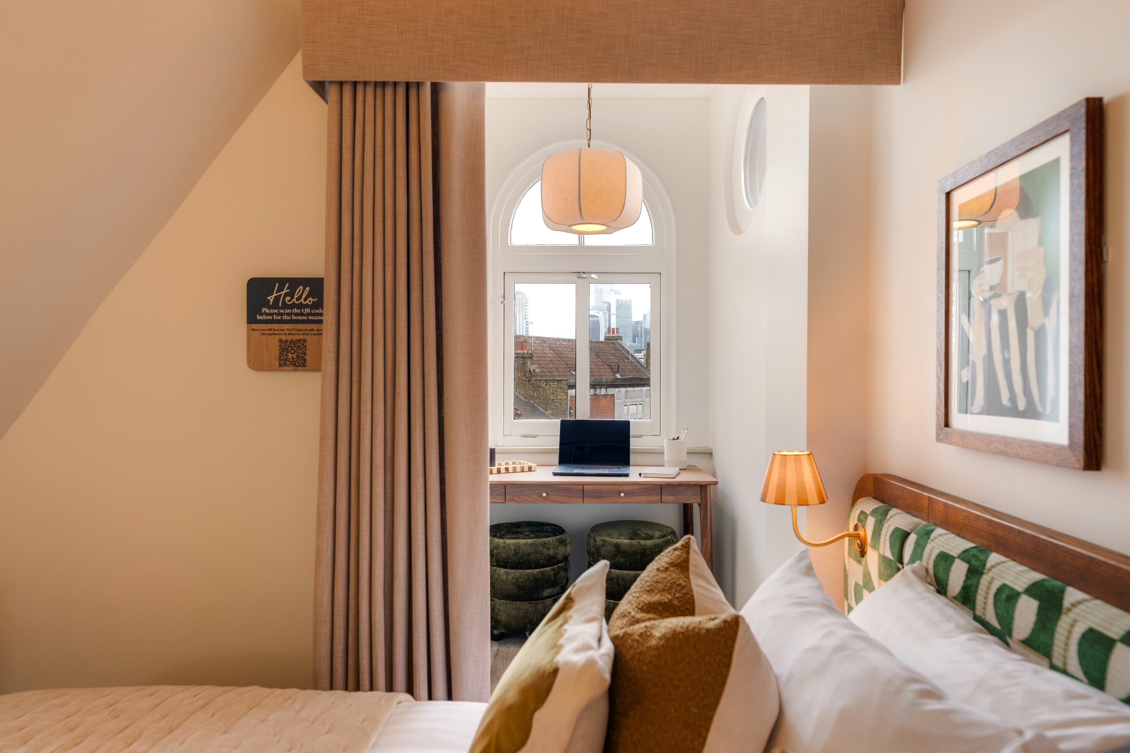 Tower Bridge Road Studio4