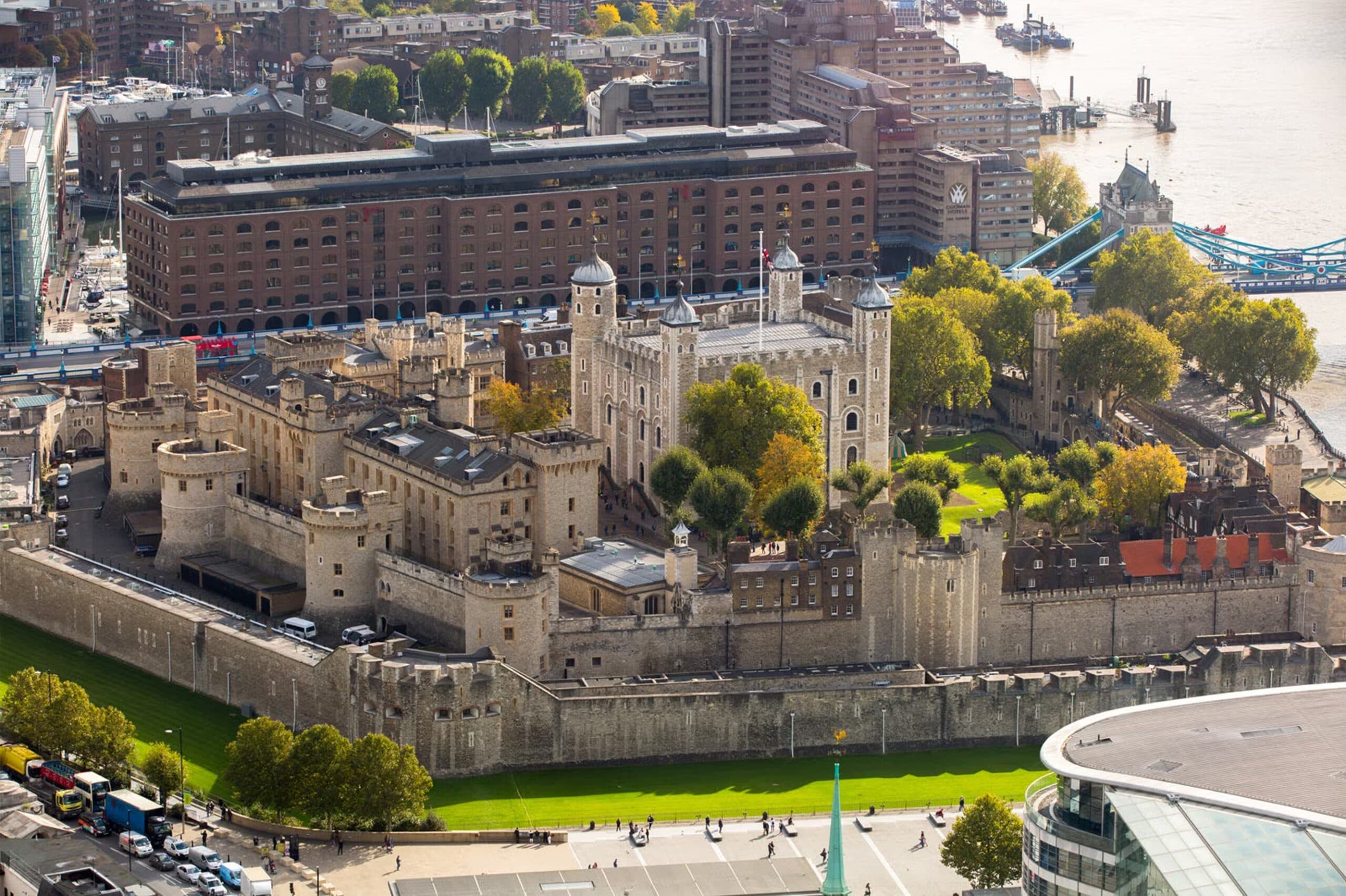 Tower-of-London-1-scaled