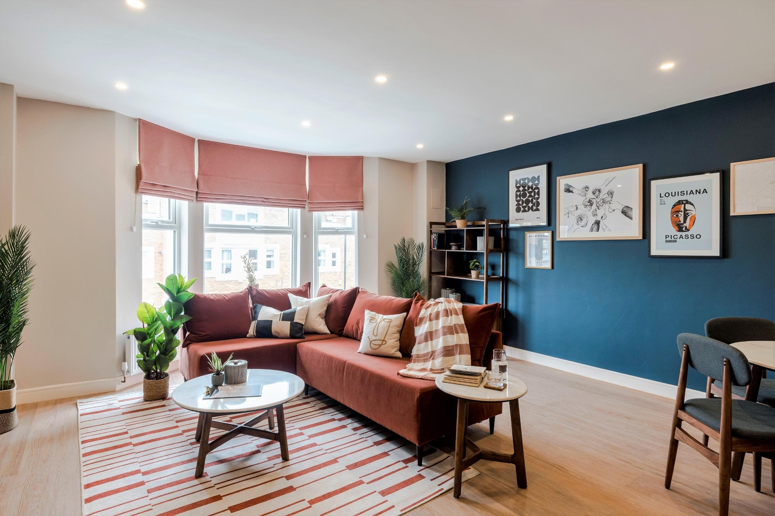 2 bed Serviced Apartments in Shepherd's Bush