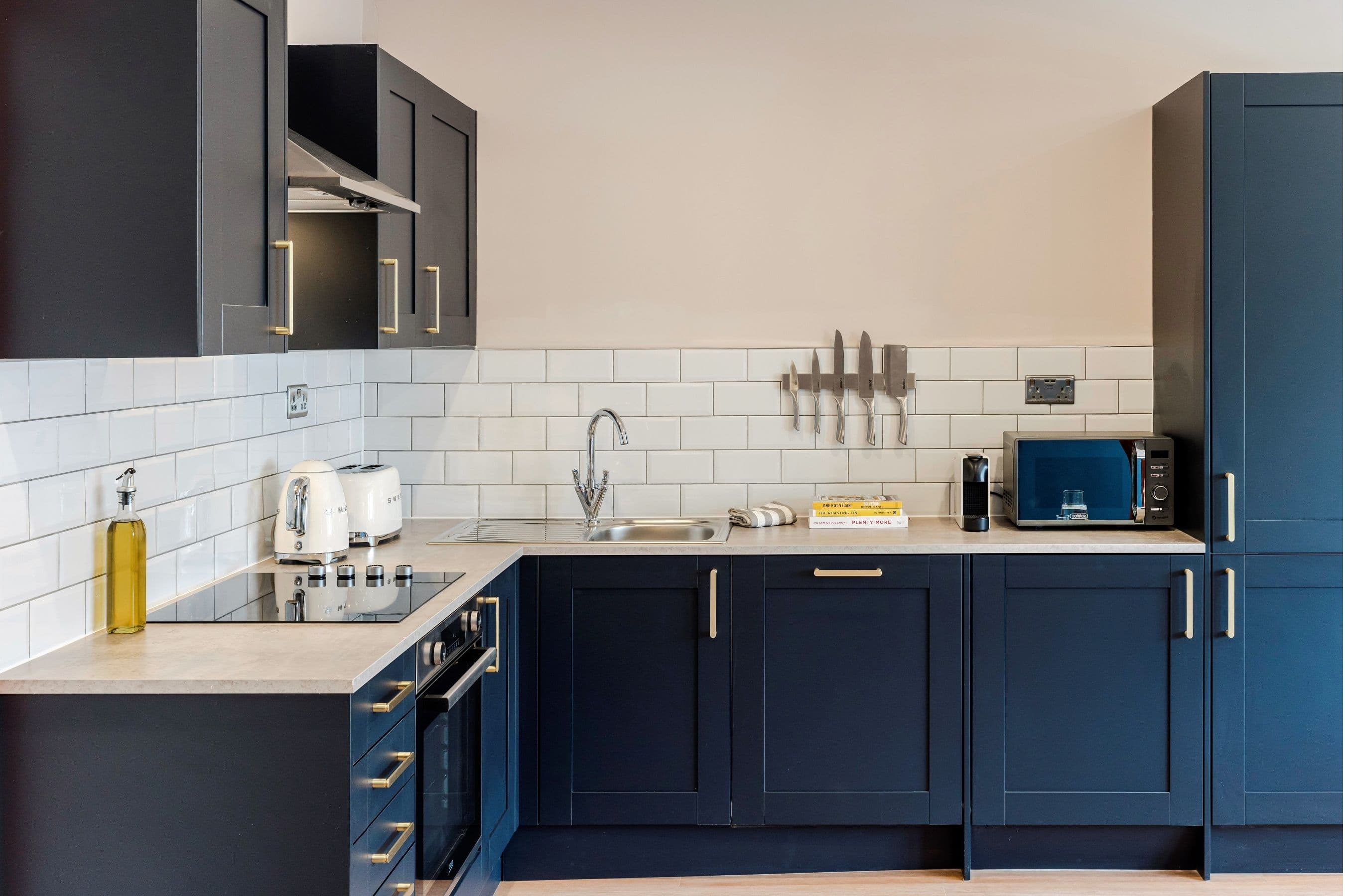 Fully Serviced Apartments in Shepherd's Bush