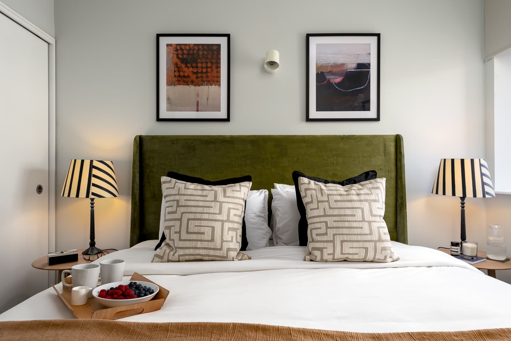 Your-Apartment-Liverpool-Street-1-Bedroom-Penthouse-10