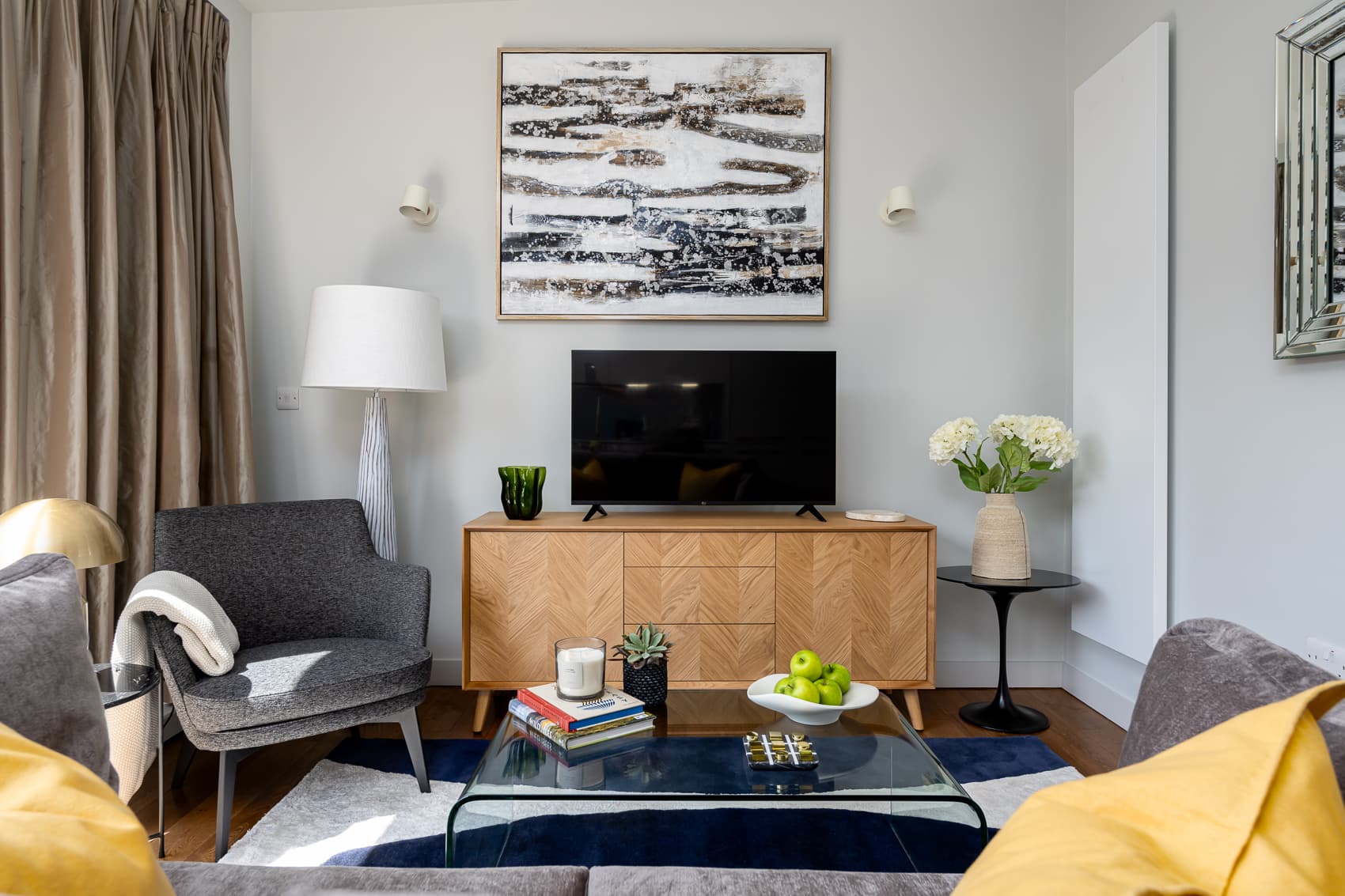 Your-Apartment-Liverpool-Street-1-Bedroom-Penthouse-3