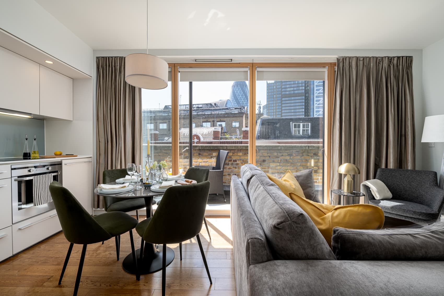 Your-Apartment-Liverpool-Street-1-Bedroom-Penthouse-5