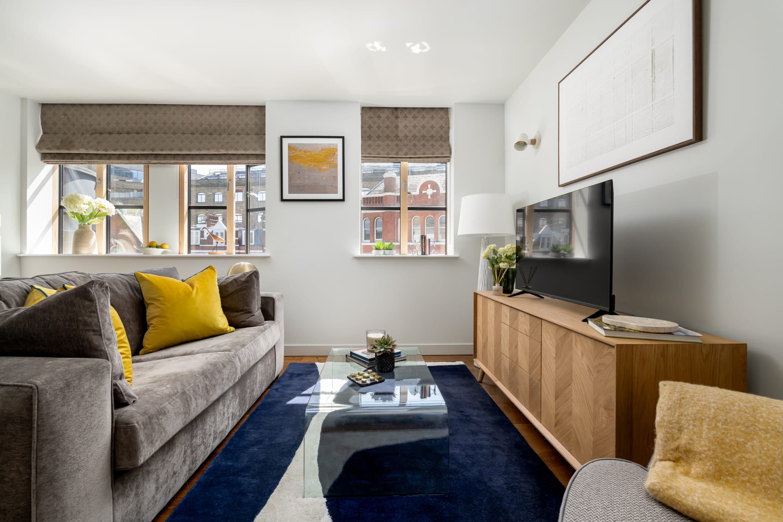 Your-Apartment-Liverpool-Street-Deluxe-1-Bedroom-Apartment-7-1-scaled