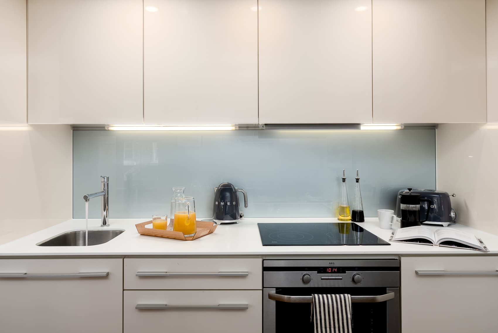 Your-Apartment-Liverpool-Street-Deluxe-1-Bedroom-With-Terrace-13