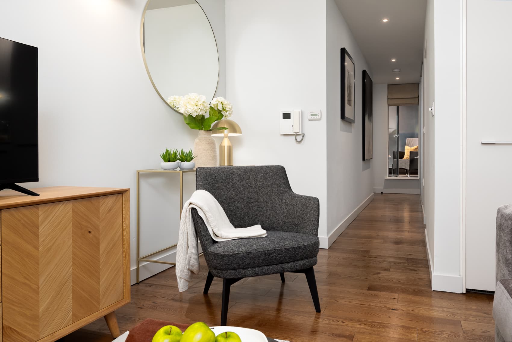 Your-Apartment-Liverpool-Street-Deluxe-1-Bedroom-With-Terrace-14