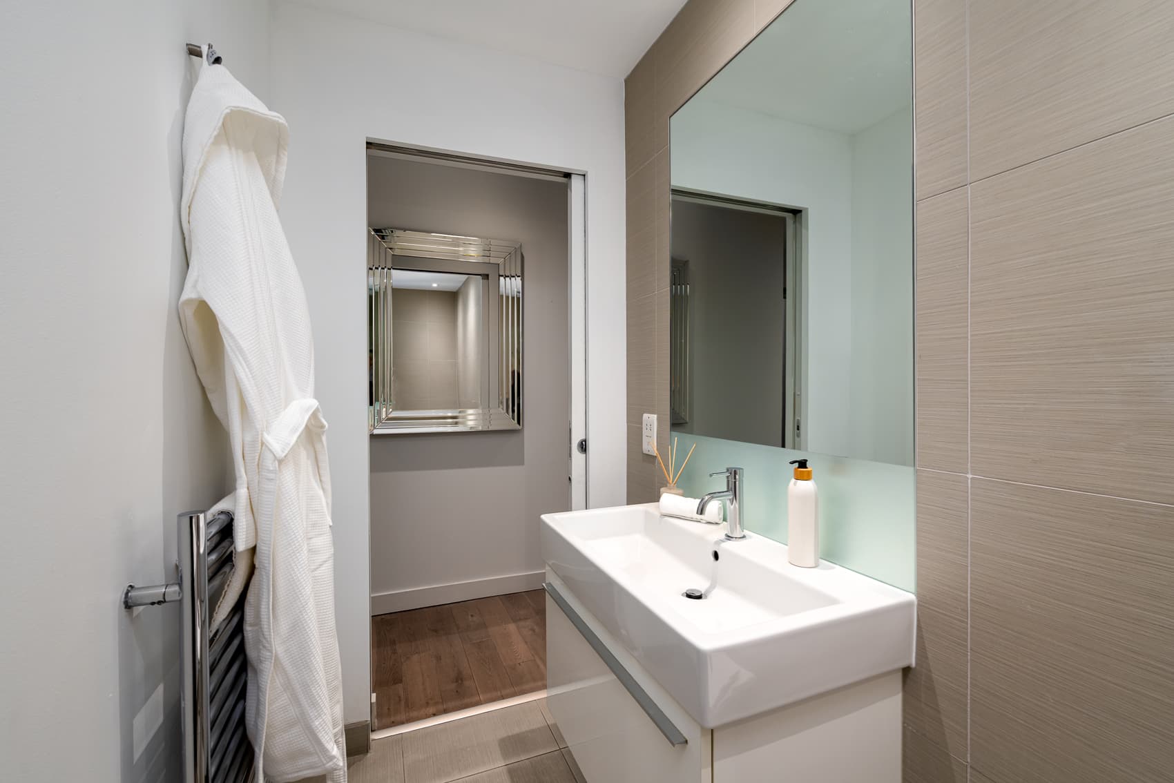 Your-Apartment-Liverpool-Street-Executive-1-Bedroom-15