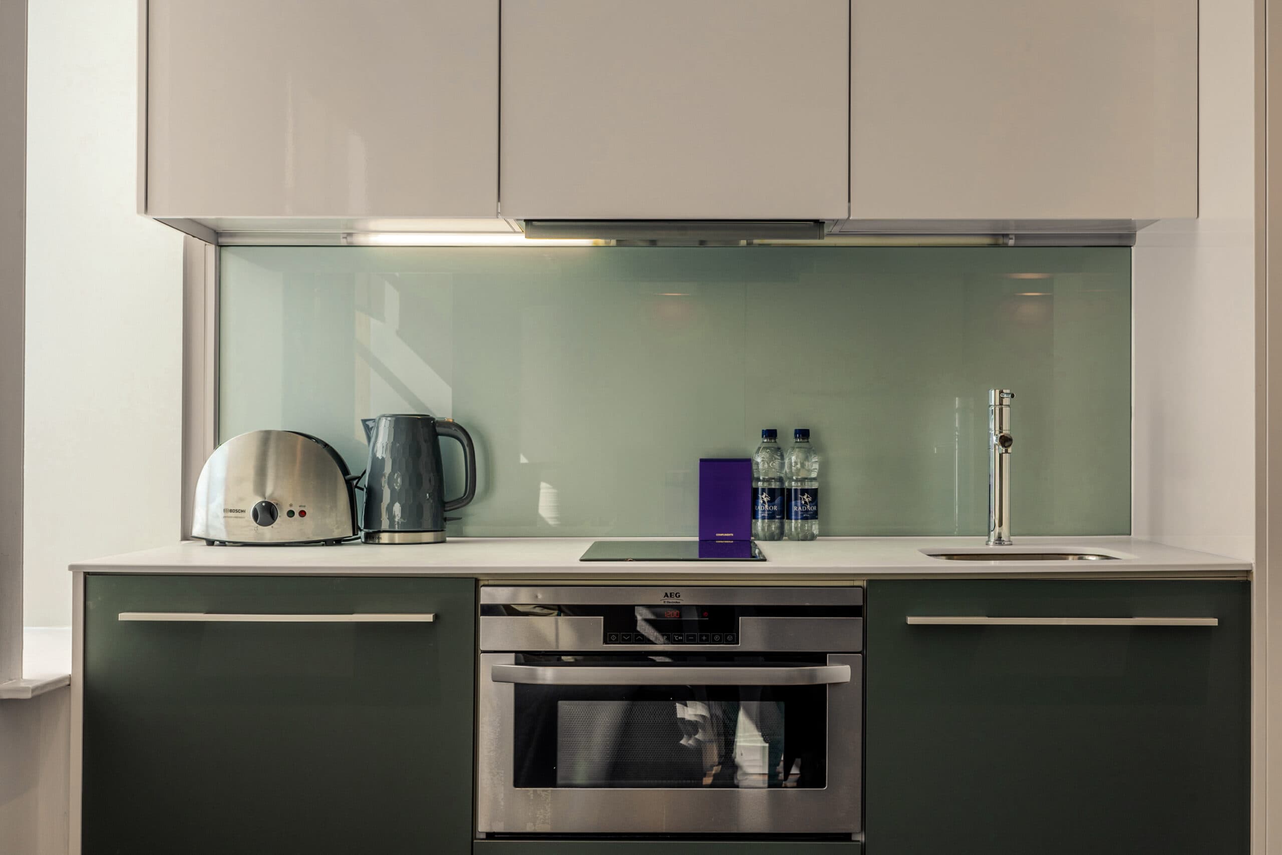 Your-Apartment-Liverpool-Street-Open-1-Bedroom-Apartment-7-scaled