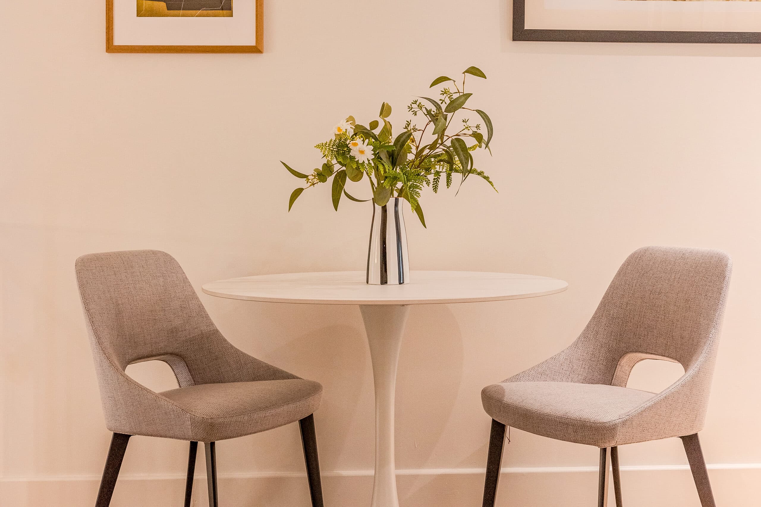 Your-Apartment-St-Pauls-Execuitive-1-Bedroom-Duplex-Apartment-1a-7-scaled