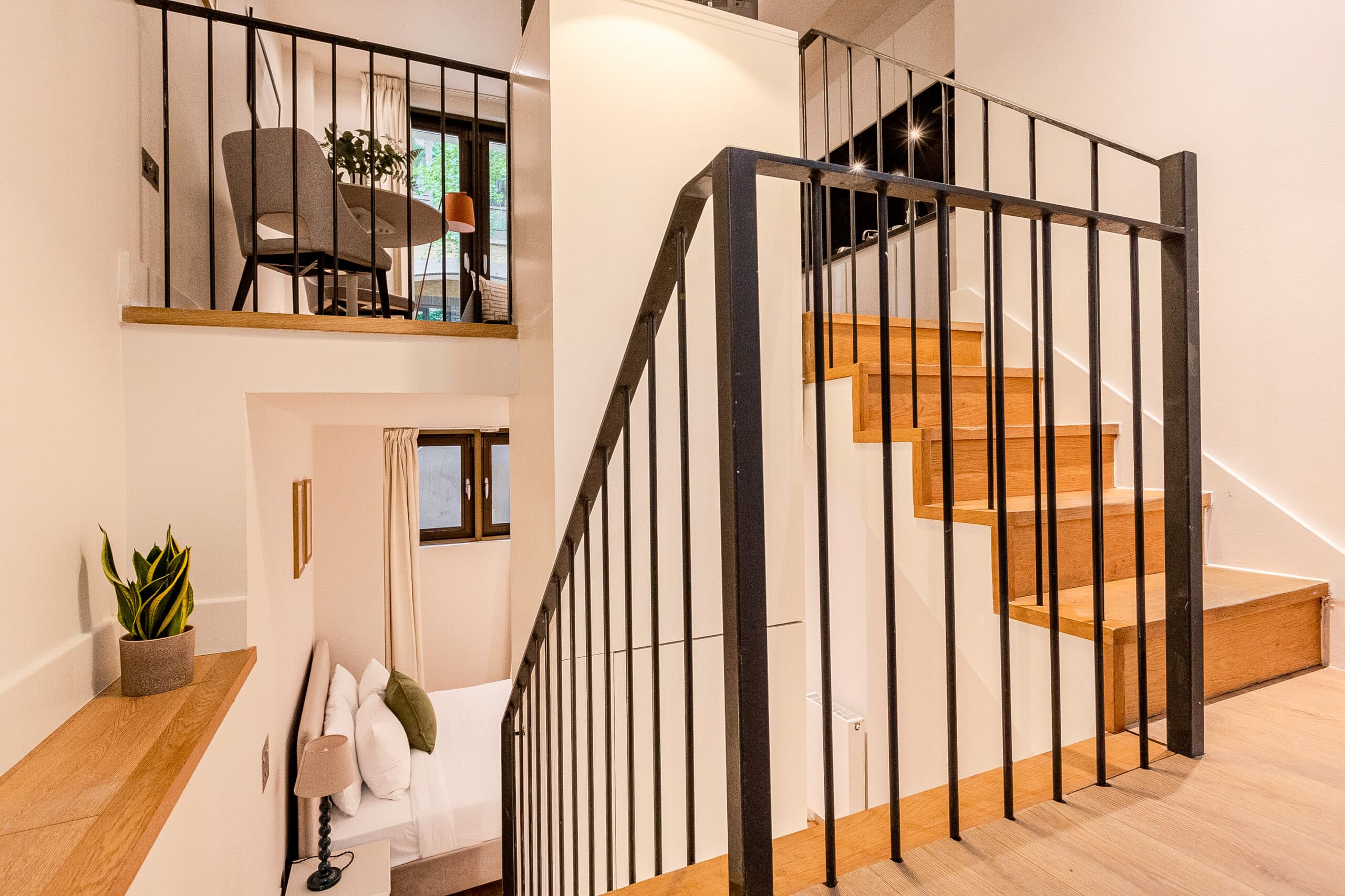 Your-Apartment-St-Pauls-Execuitive-1-Bedroom-Duplex-Apartment-1a-9-scaled