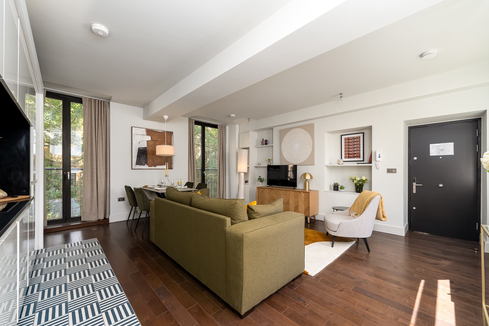 Your-Apartment-St.-Pauls-1-Bedroom-Apartment-10